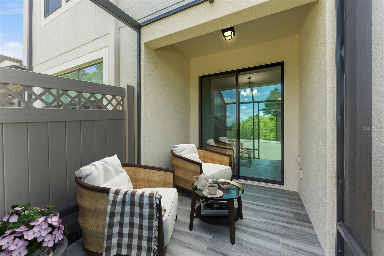 Image 4 of 43 For 11526 Crowned Sparrow Lane