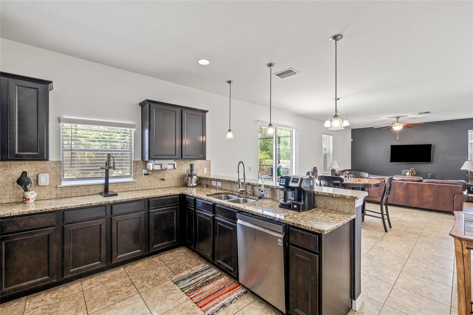 Image 21 of 59 For 12244 Fairlawn Drive