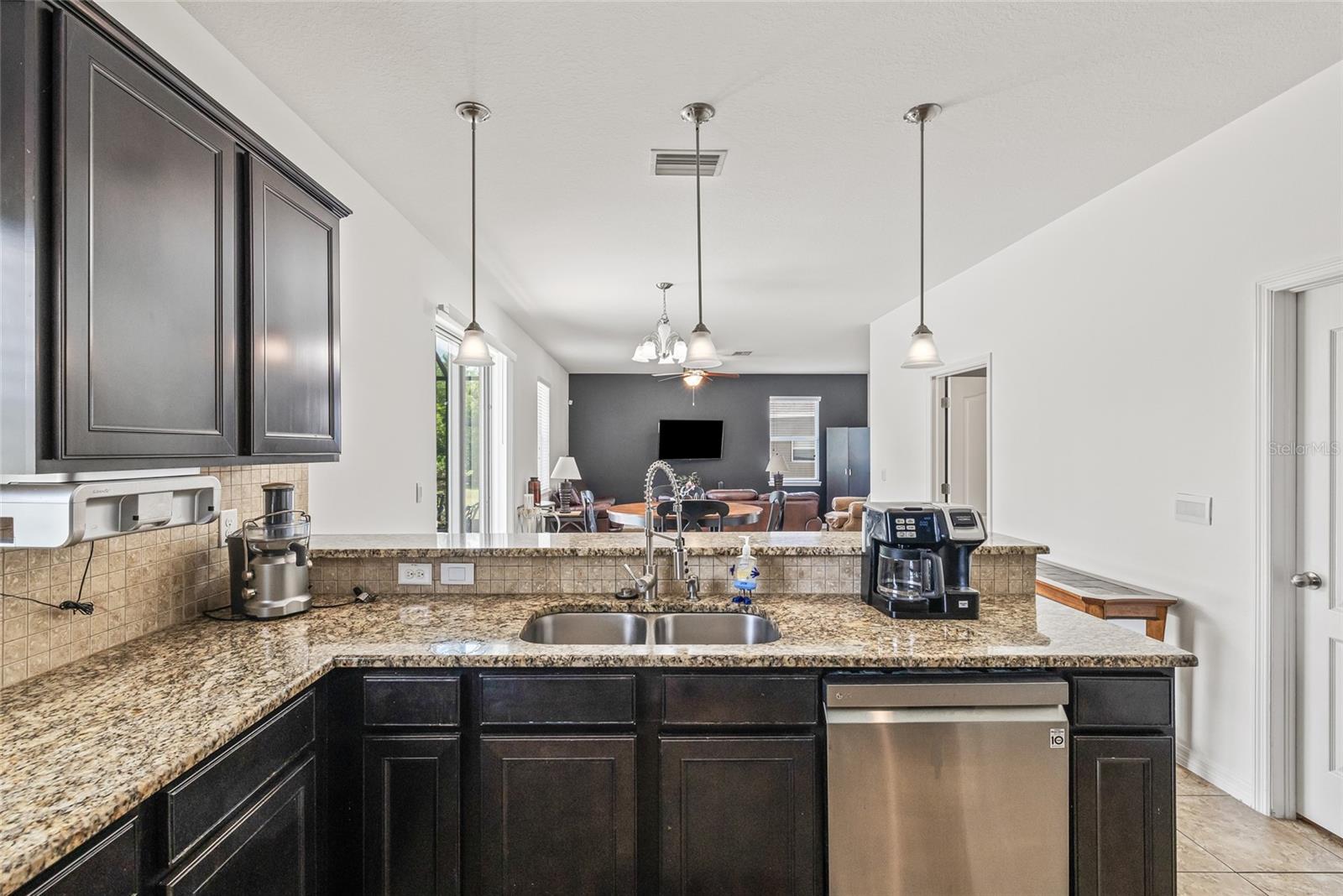 Image 22 of 59 For 12244 Fairlawn Drive
