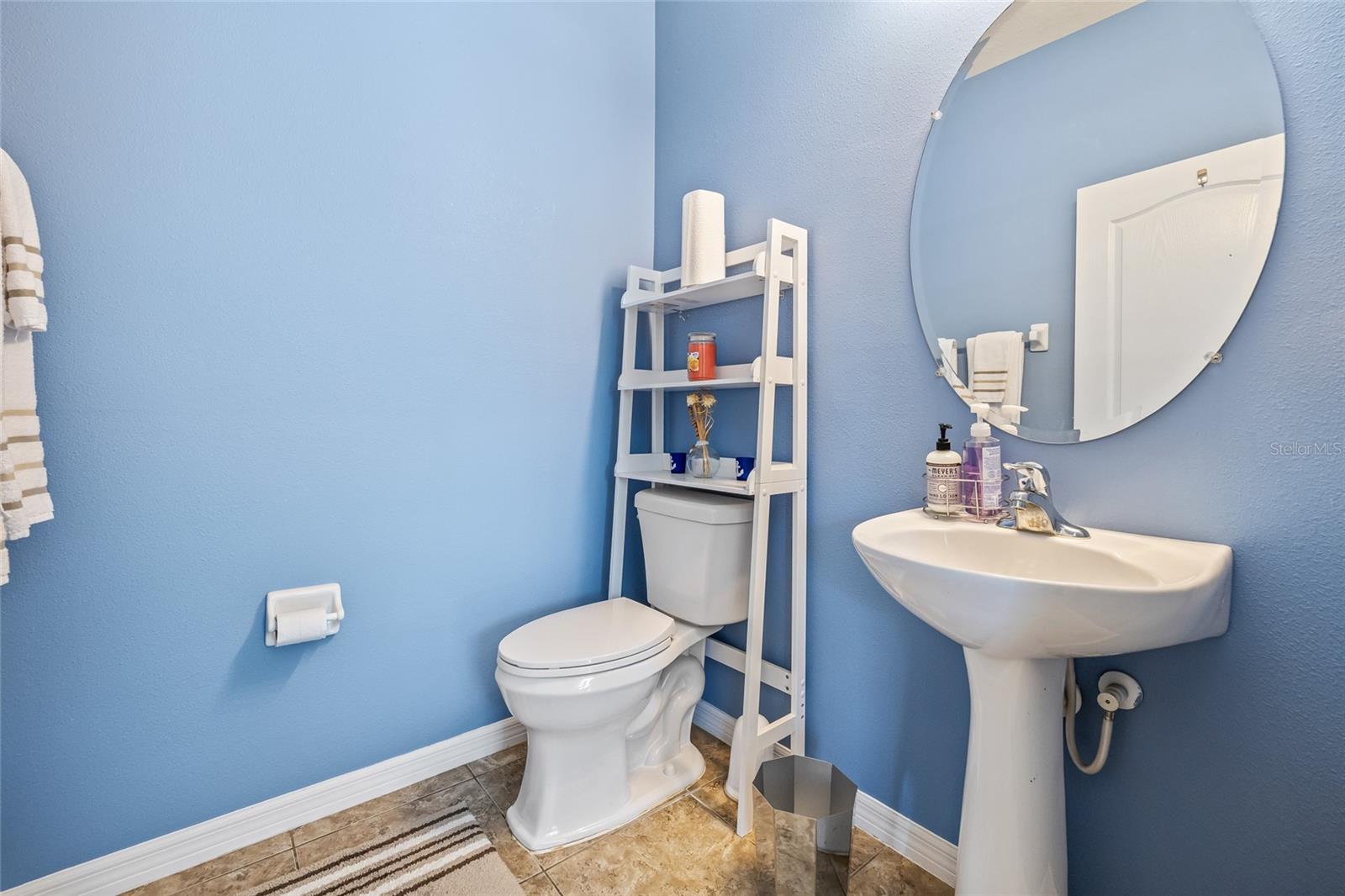 Image 25 of 59 For 12244 Fairlawn Drive