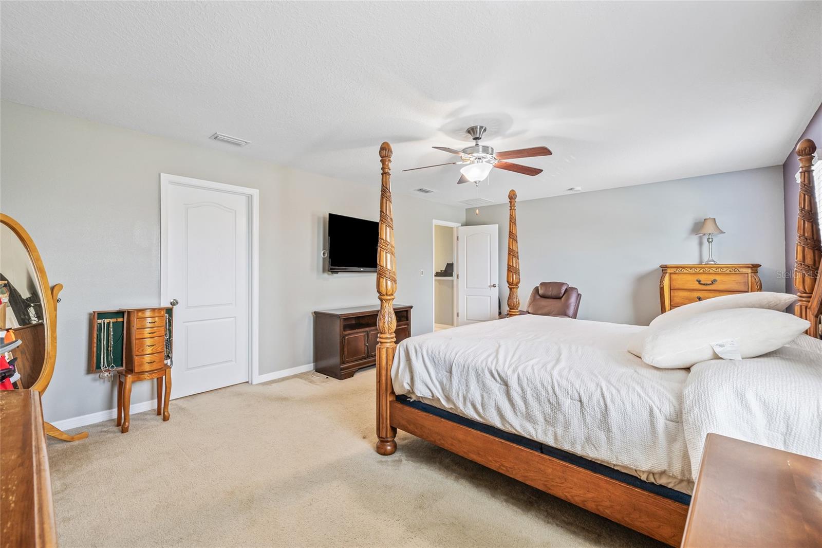 Image 31 of 59 For 12244 Fairlawn Drive
