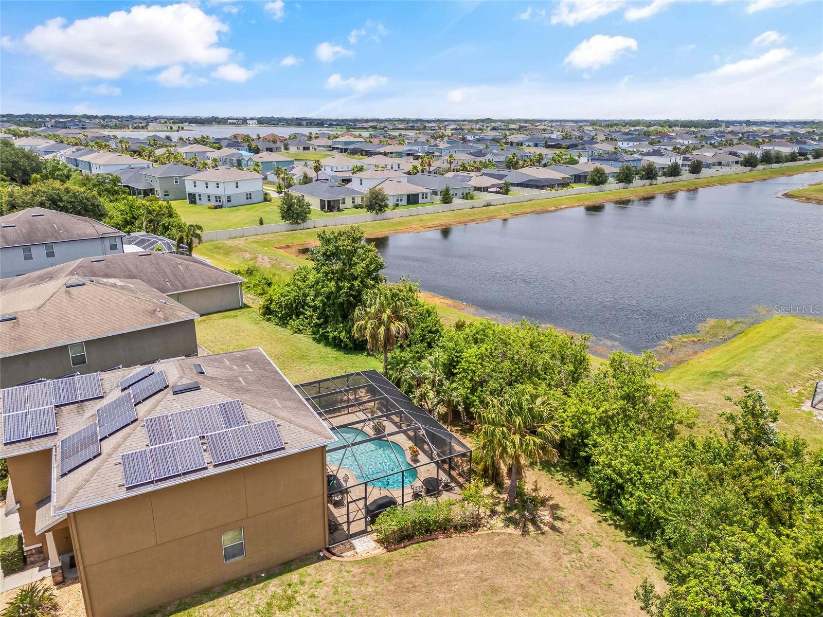 Image 5 of 59 For 12244 Fairlawn Drive