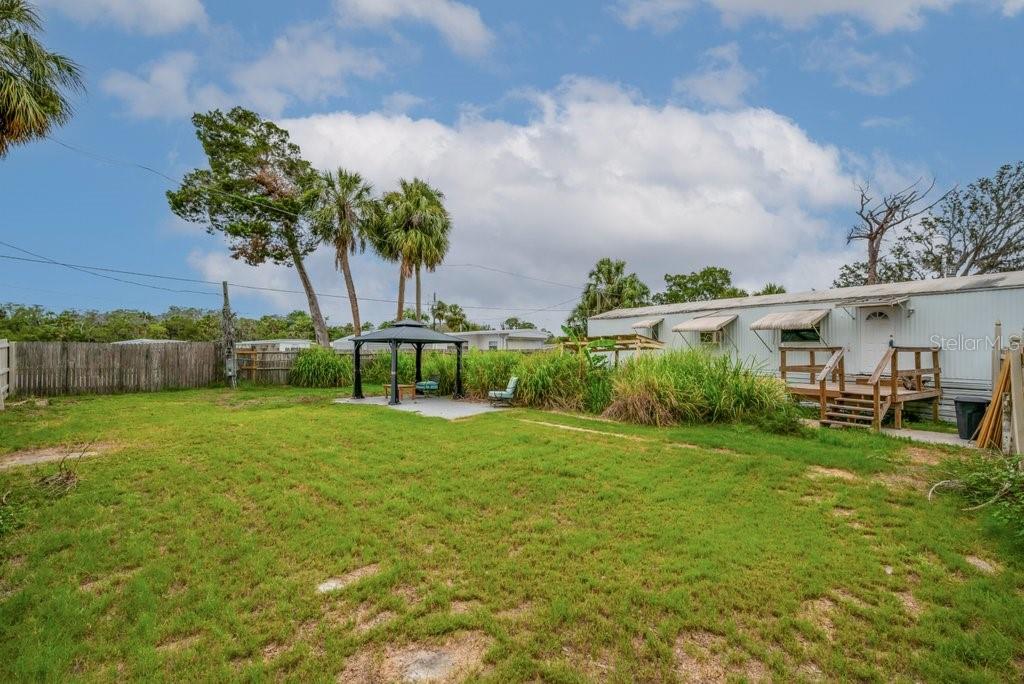 Image 24 of 34 For 6833 Garden Drive