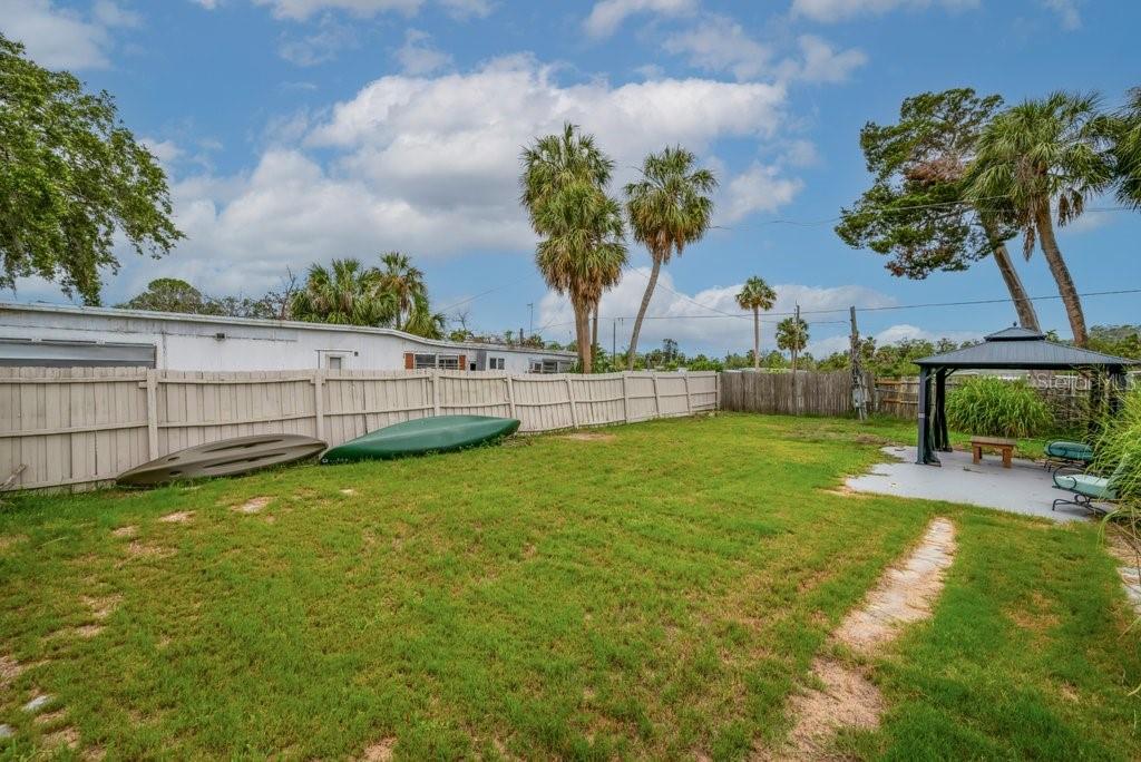 Image 26 of 34 For 6833 Garden Drive