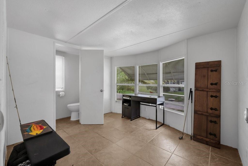 Image 4 of 34 For 6833 Garden Drive