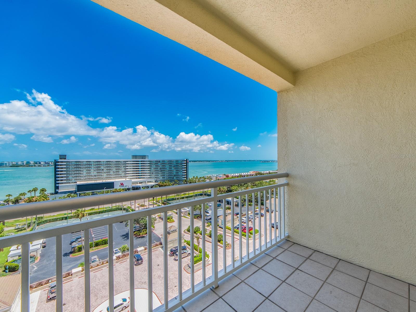 Image 24 of 64 For 1170 Gulf Boulevard 1006