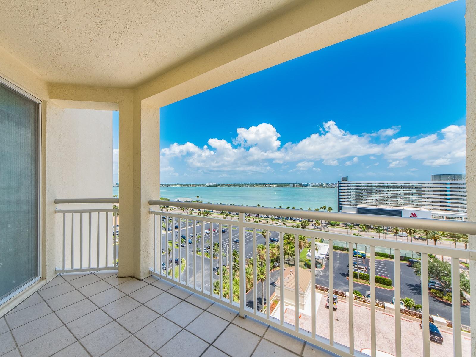 Image 26 of 64 For 1170 Gulf Boulevard 1006