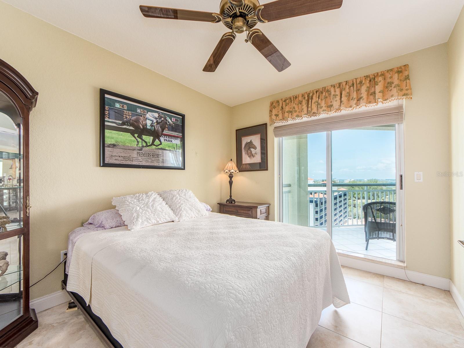 Image 39 of 64 For 1170 Gulf Boulevard 1006