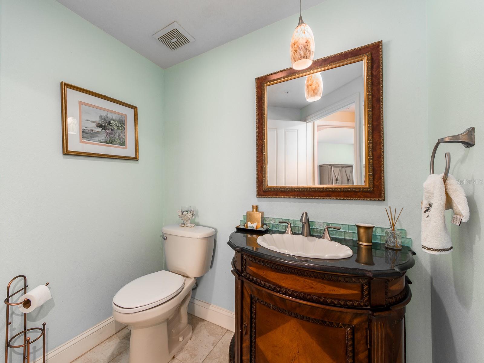 Image 43 of 64 For 1170 Gulf Boulevard 1006