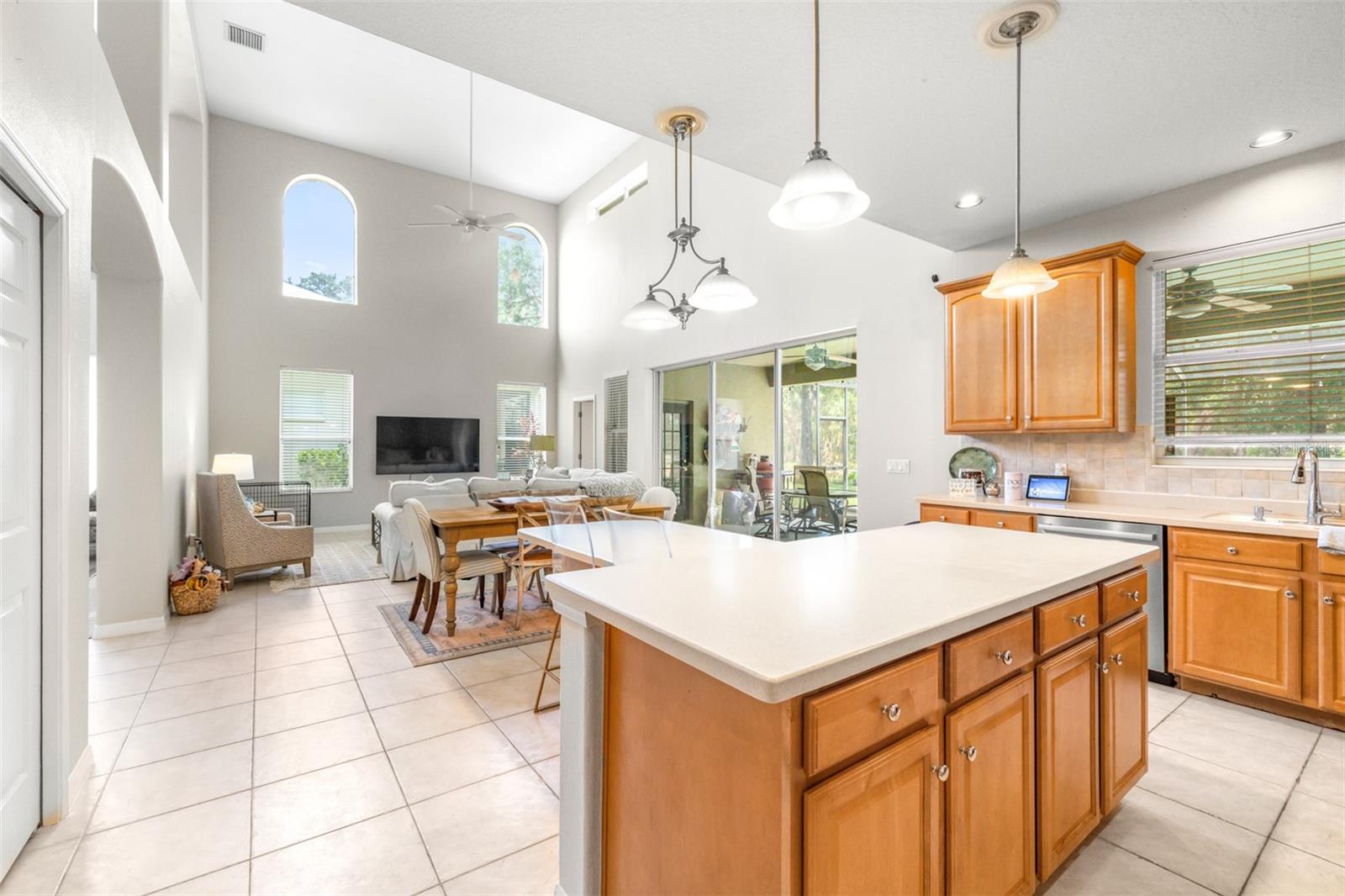 Image 20 of 98 For 5931 Cherry Oak Drive