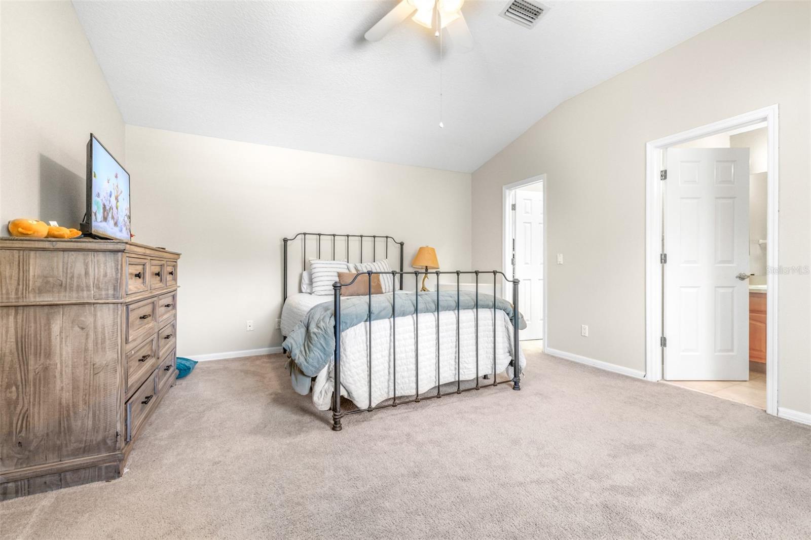 Image 48 of 98 For 5931 Cherry Oak Drive