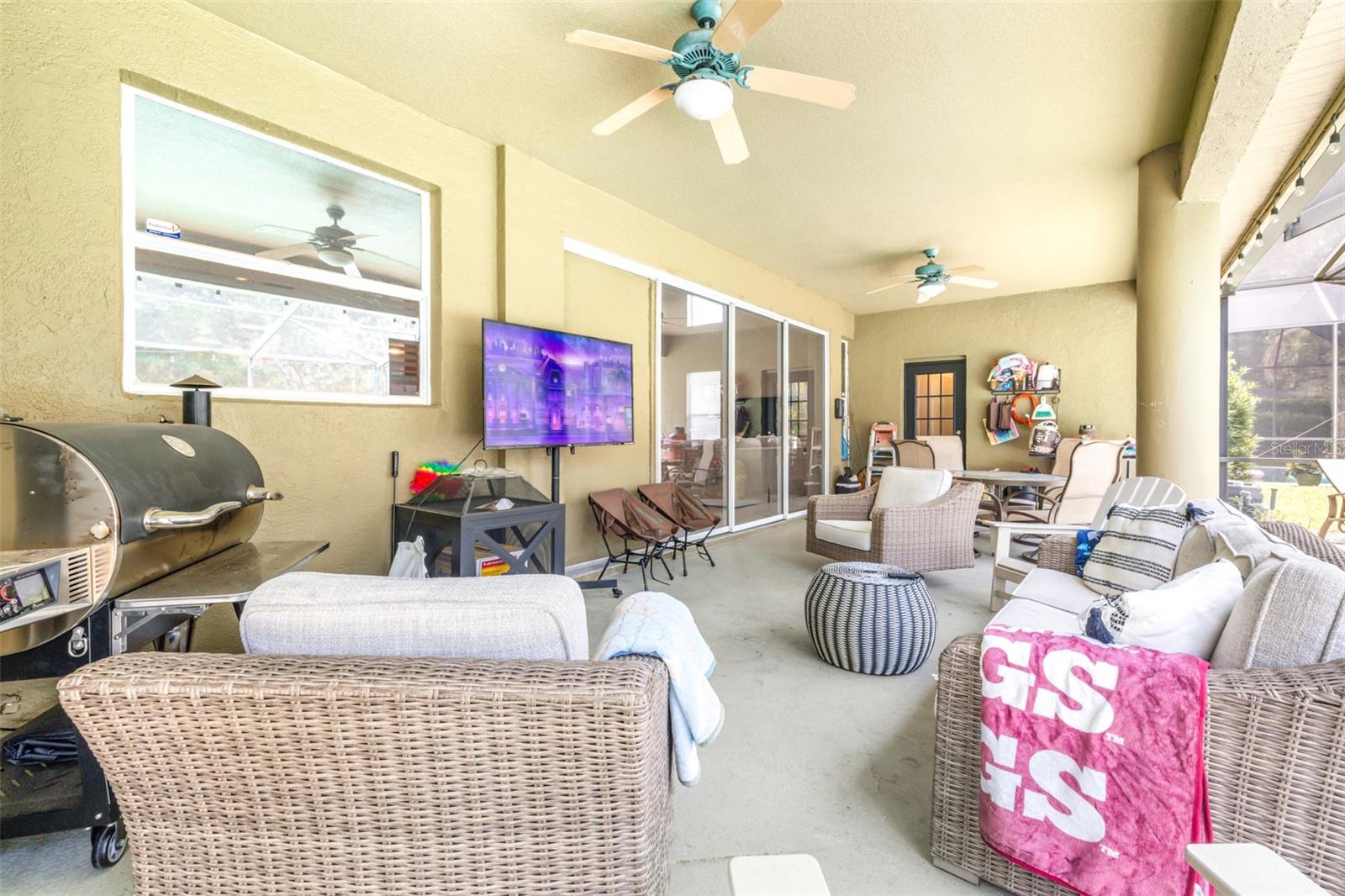 Image 59 of 98 For 5931 Cherry Oak Drive