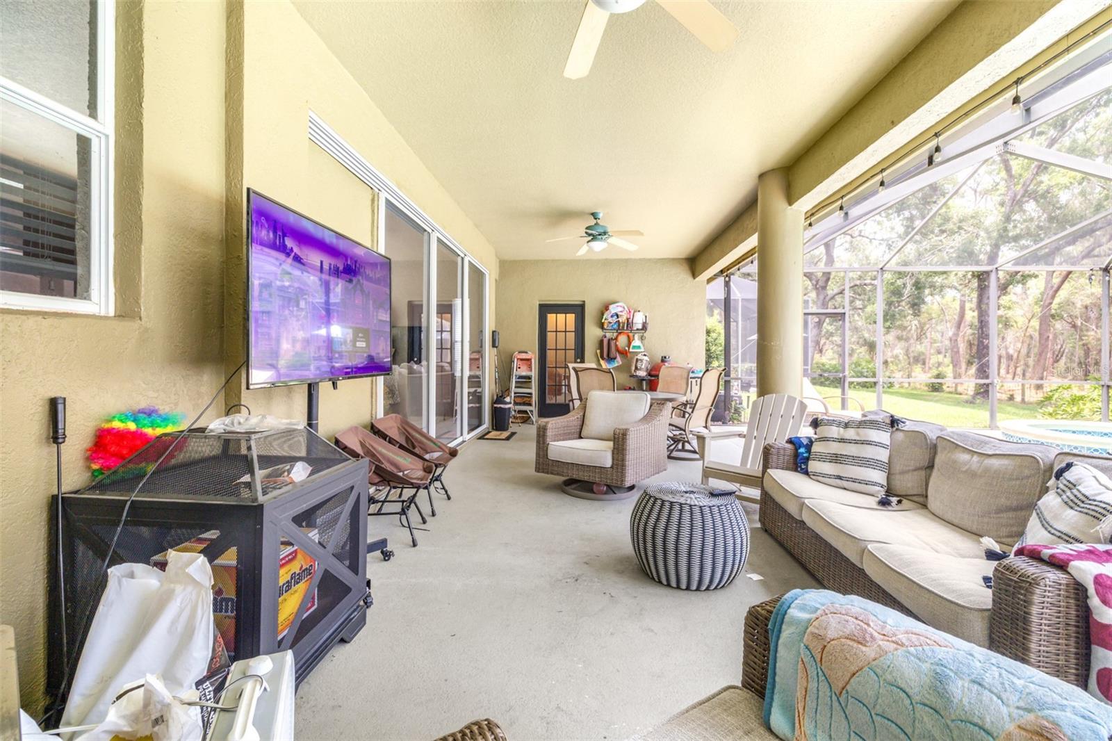Image 60 of 98 For 5931 Cherry Oak Drive