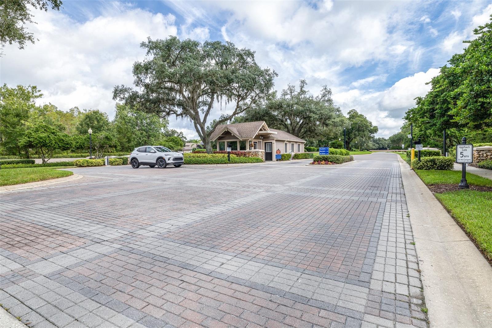 Image 81 of 98 For 5931 Cherry Oak Drive