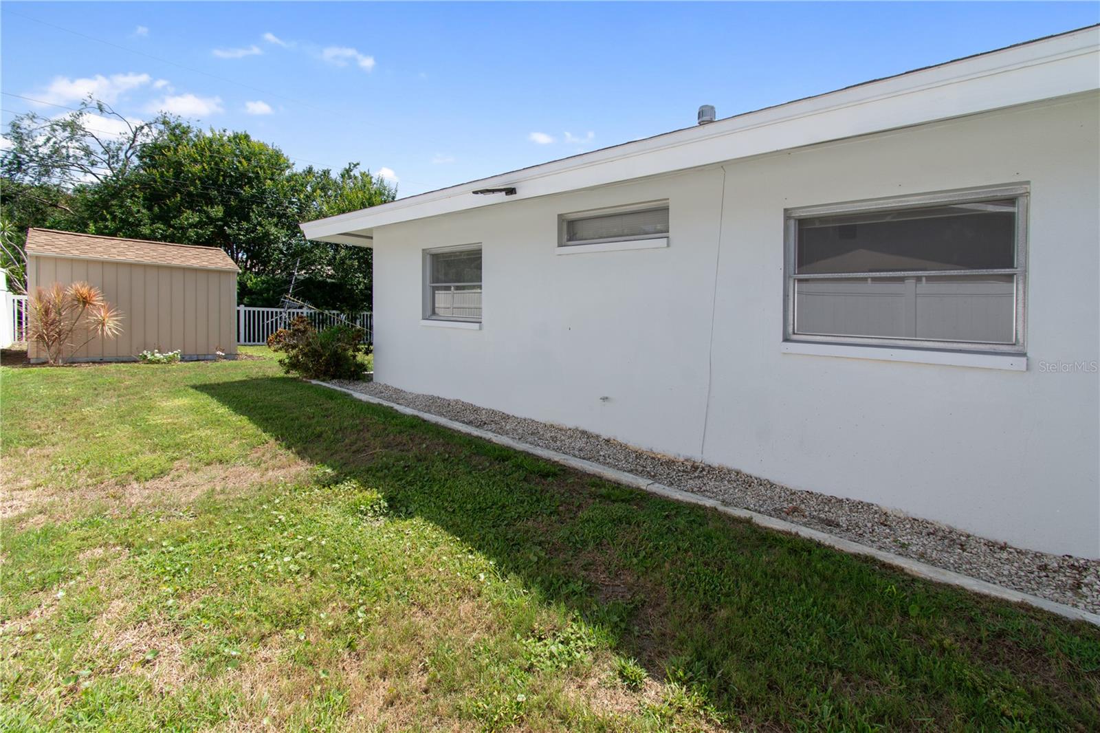 Image 40 of 44 For 13898 Jamaica Drive