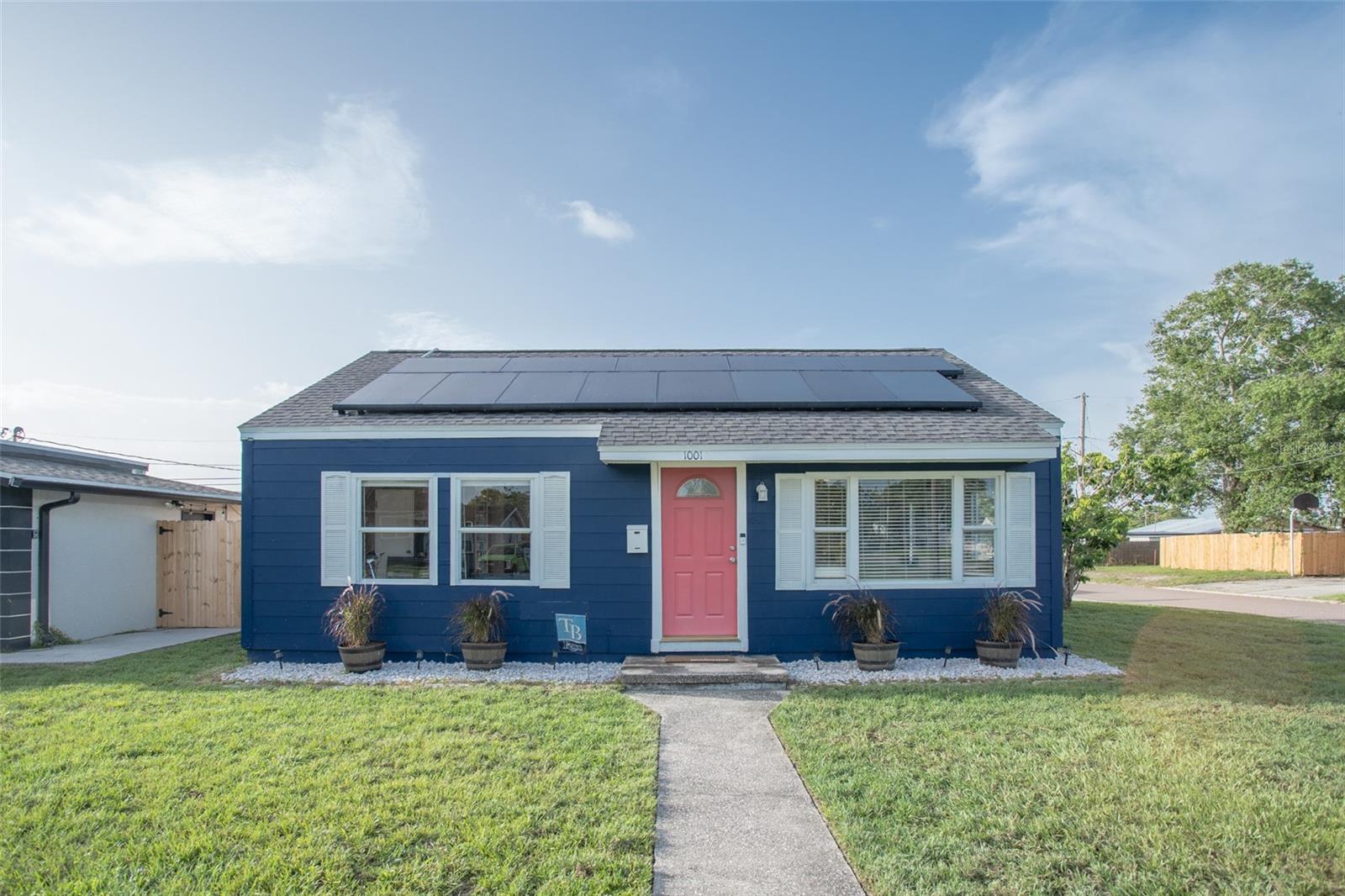 Details for 1001 57th Avenue N, ST PETERSBURG, FL 33703