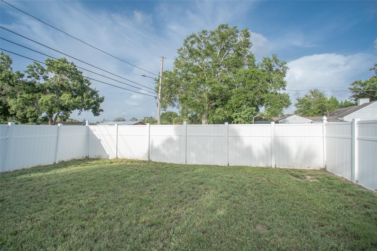 Image 31 of 38 For 1001 57th Avenue N