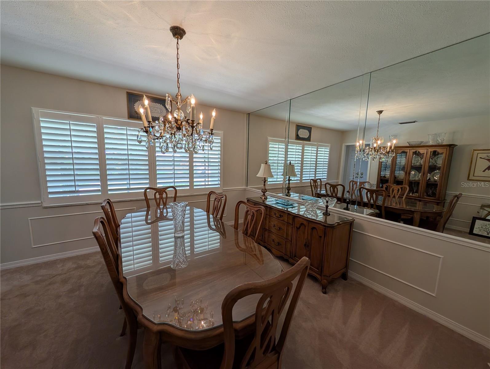 Image 17 of 55 For 210 Kingsway Drive