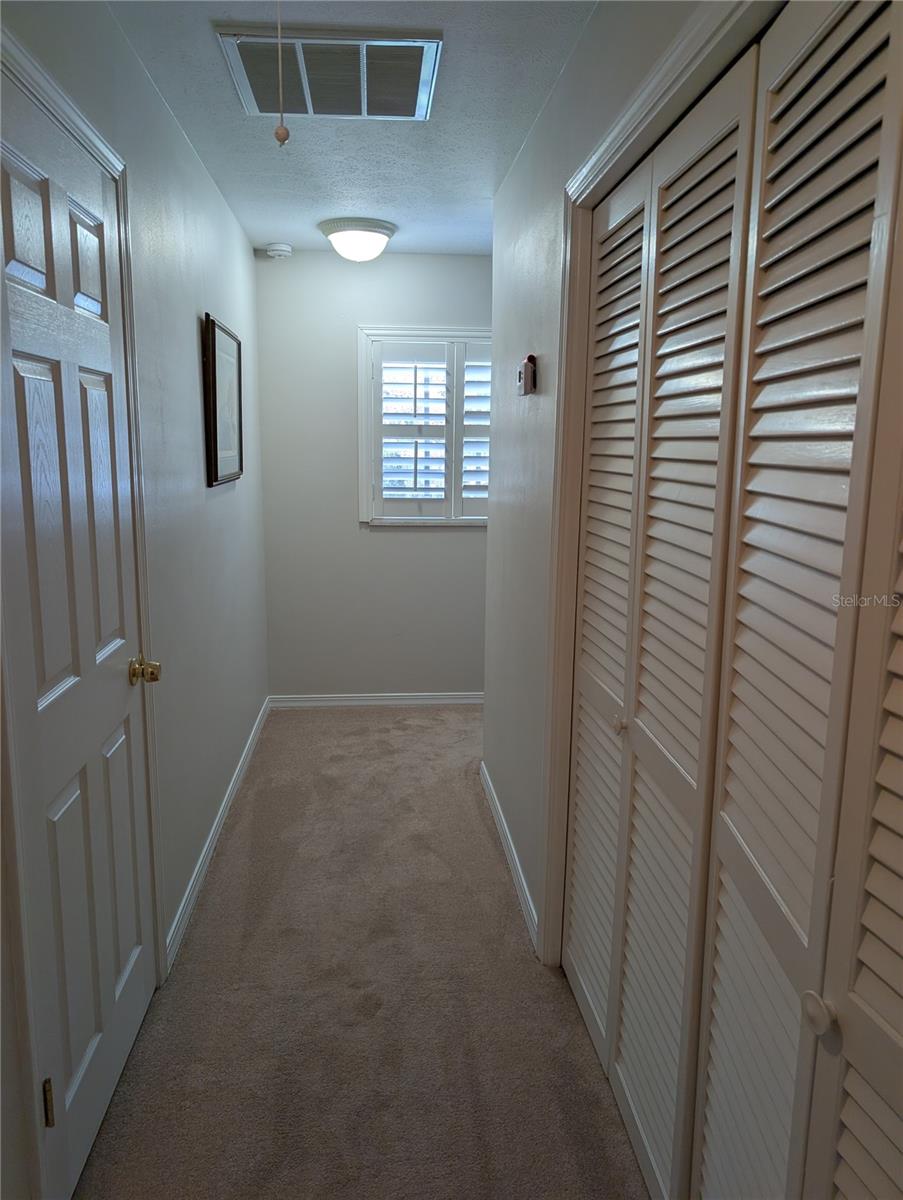 Image 36 of 55 For 210 Kingsway Drive