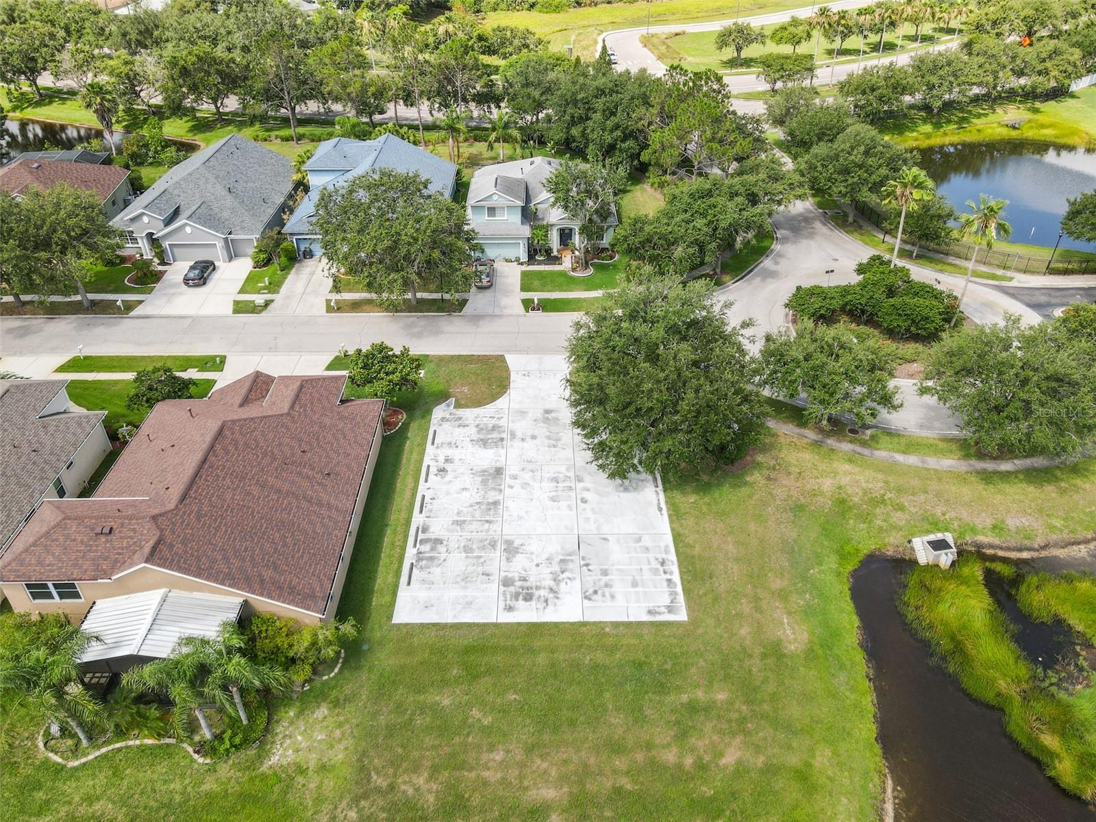 Image 10 of 12 For 10704 Banfield Drive