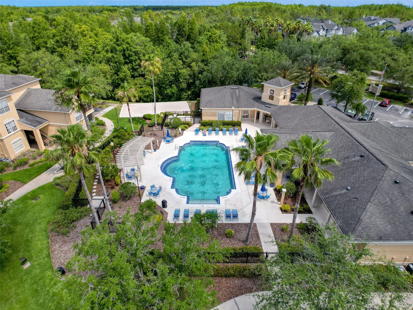 Listing photo id 76 for 5125 Palm Springs Boulevard 3108