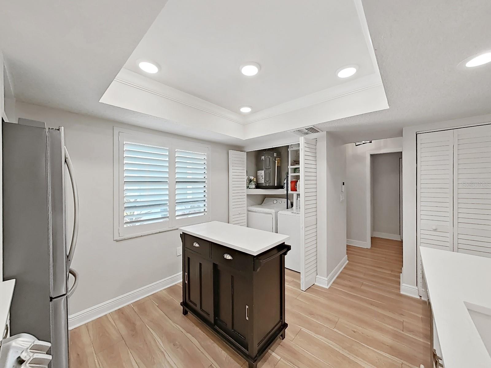 Image 9 of 65 For 3504 Wedge Way