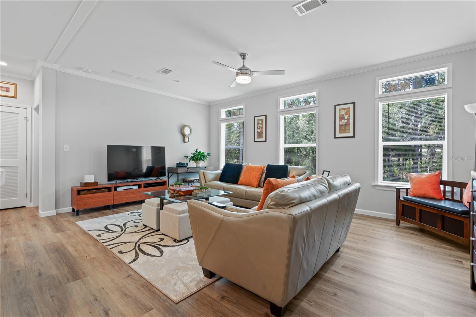 Image 9 of 22 For 7039 Straight Avenue