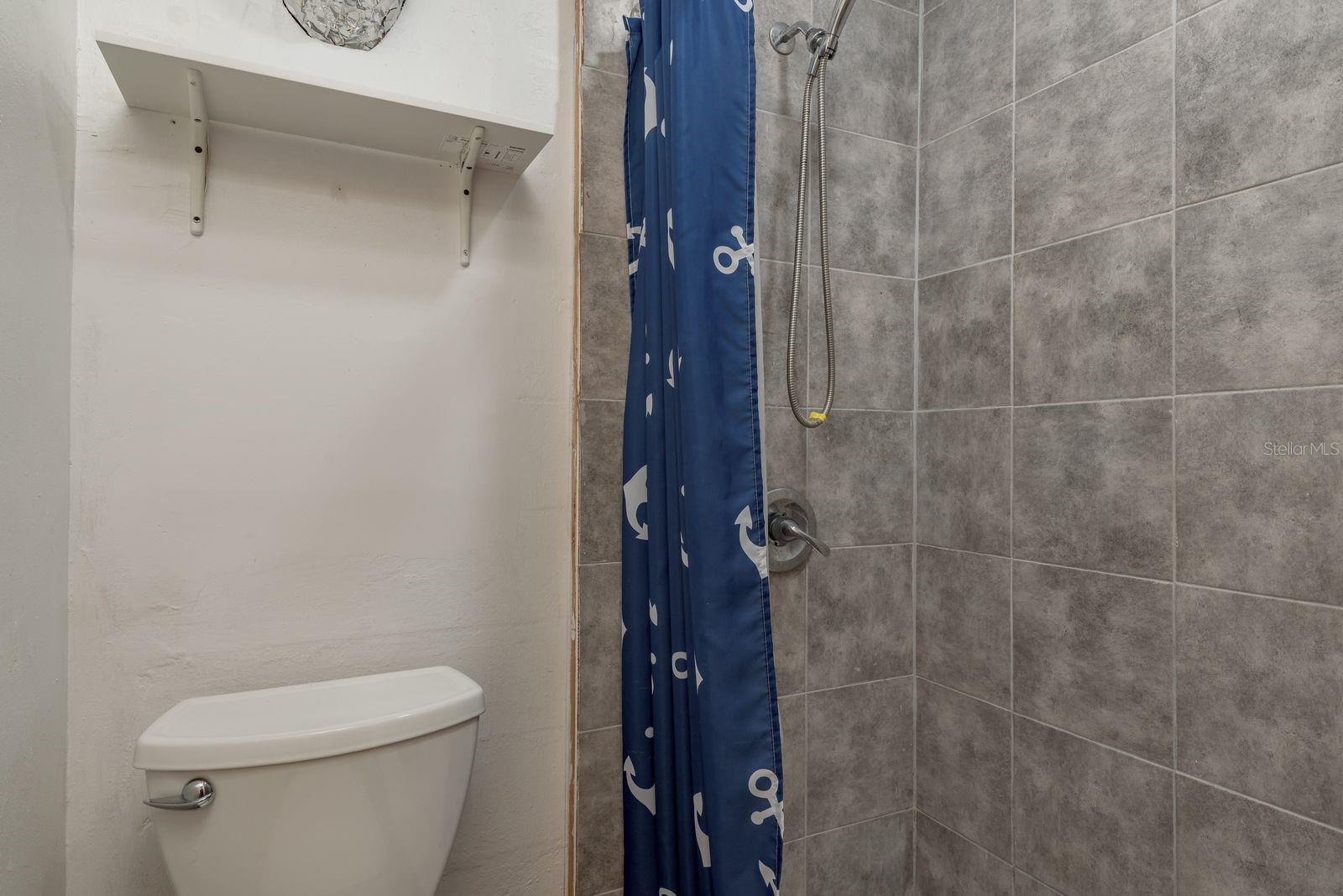 Image 18 of 27 For 10623 103rd Street