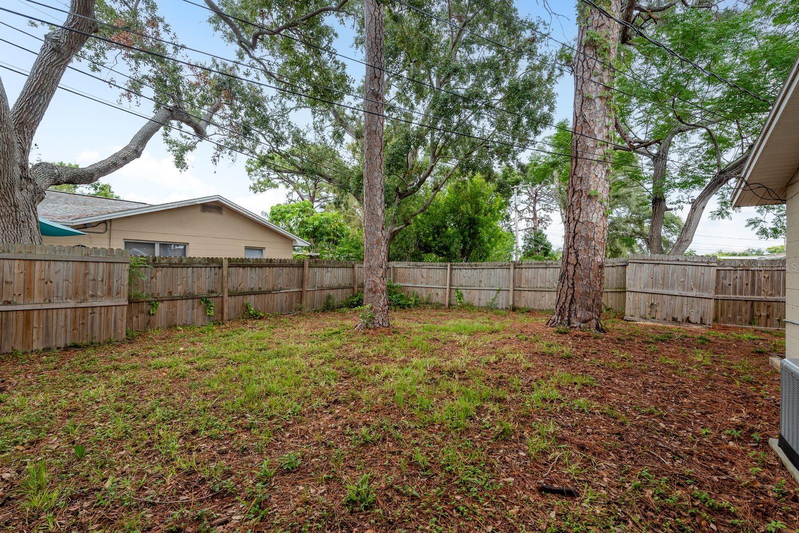 Image 26 of 27 For 10623 103rd Street