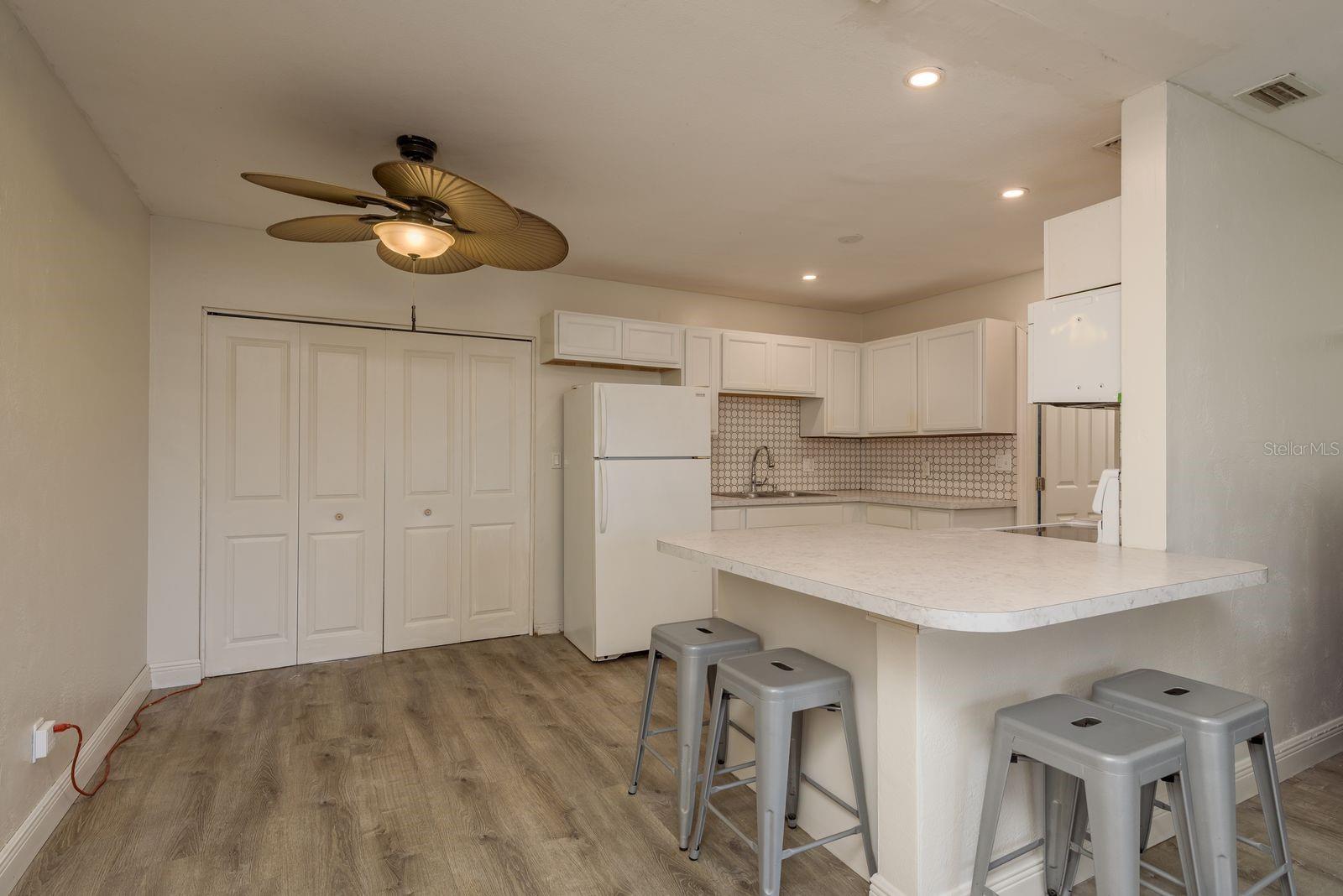 Image 8 of 27 For 10623 103rd Street