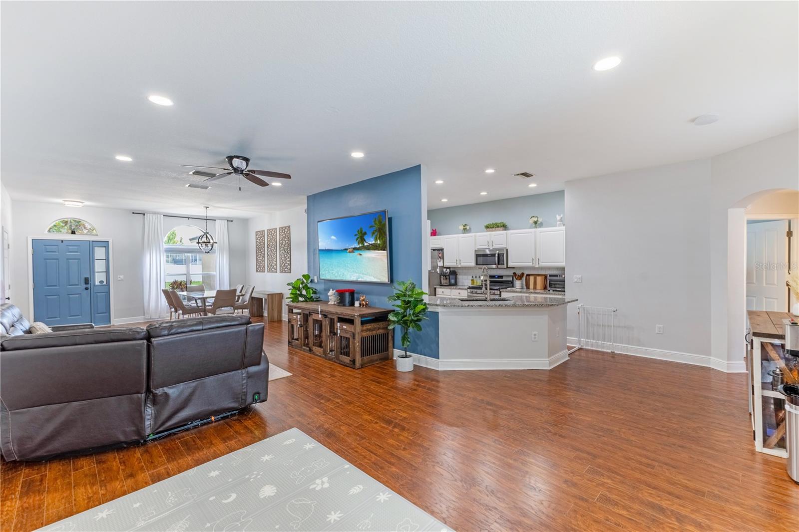 Image 10 of 46 For 4531 River Overlook Drive