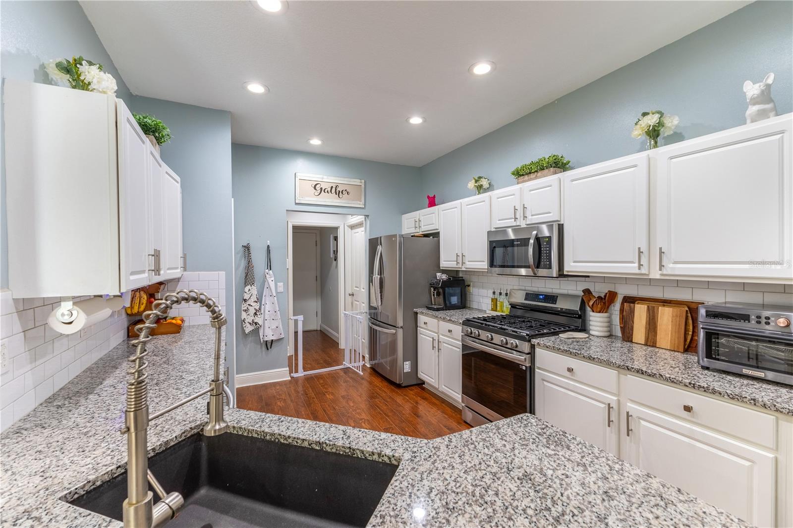 Image 11 of 46 For 4531 River Overlook Drive