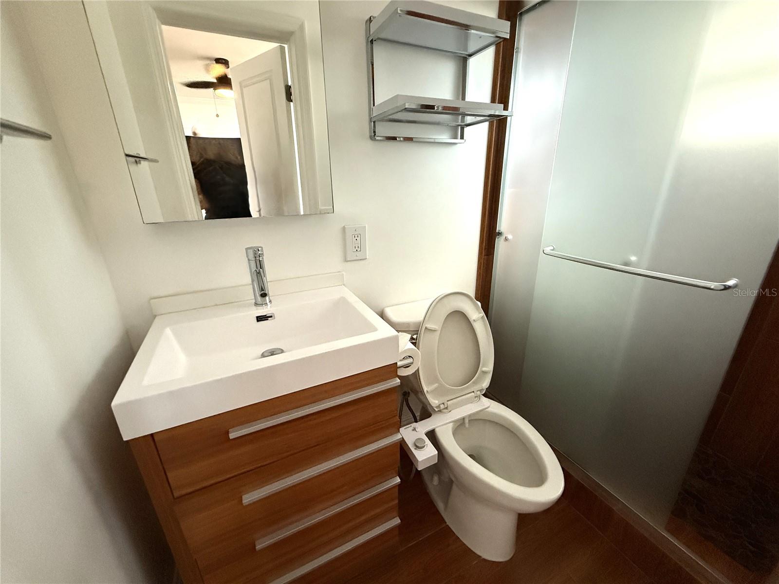 Image 8 of 25 For 1048 40th Avenue Ne