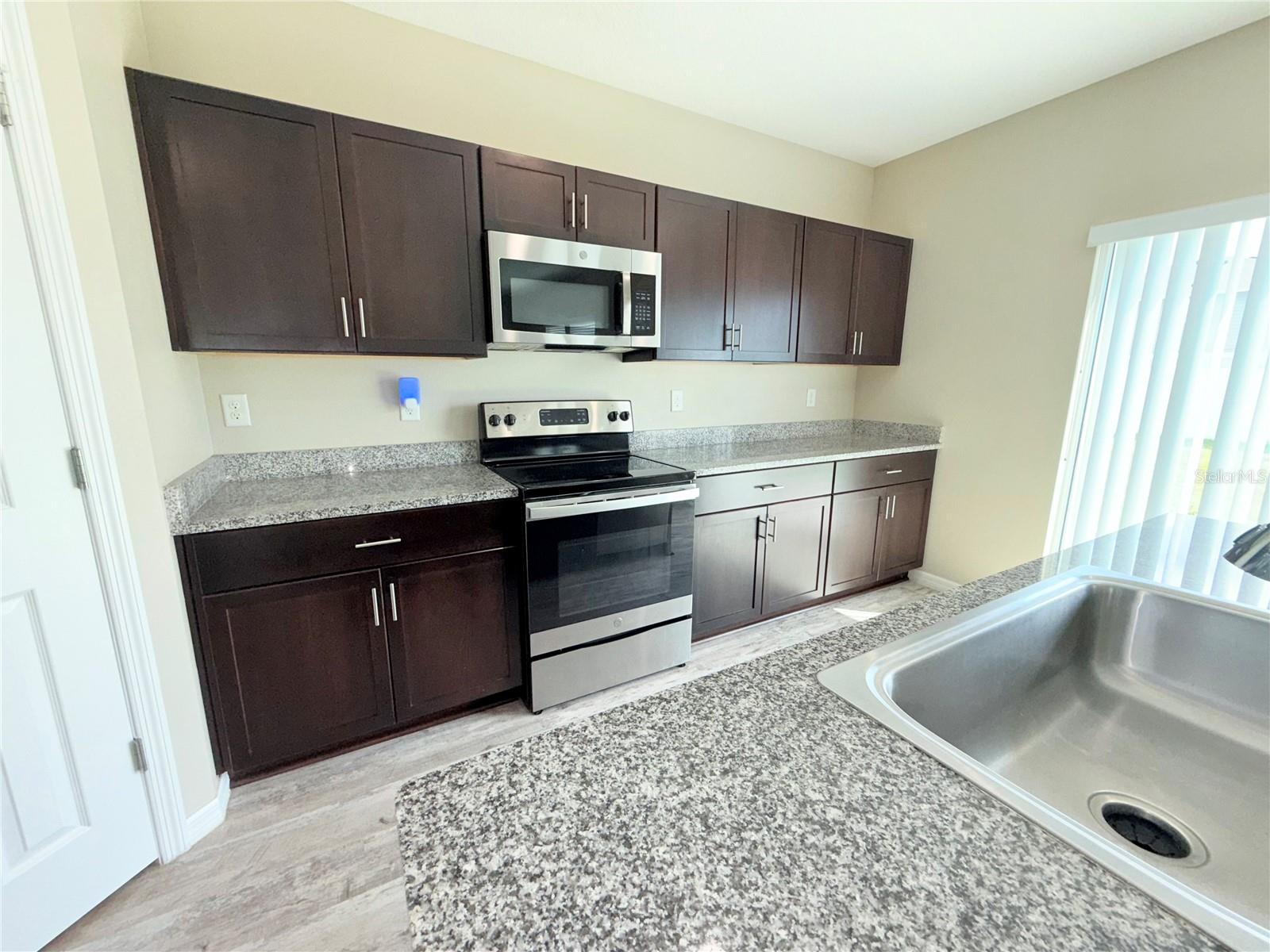 Image 10 of 40 For 13118 Zolo Springs Circle
