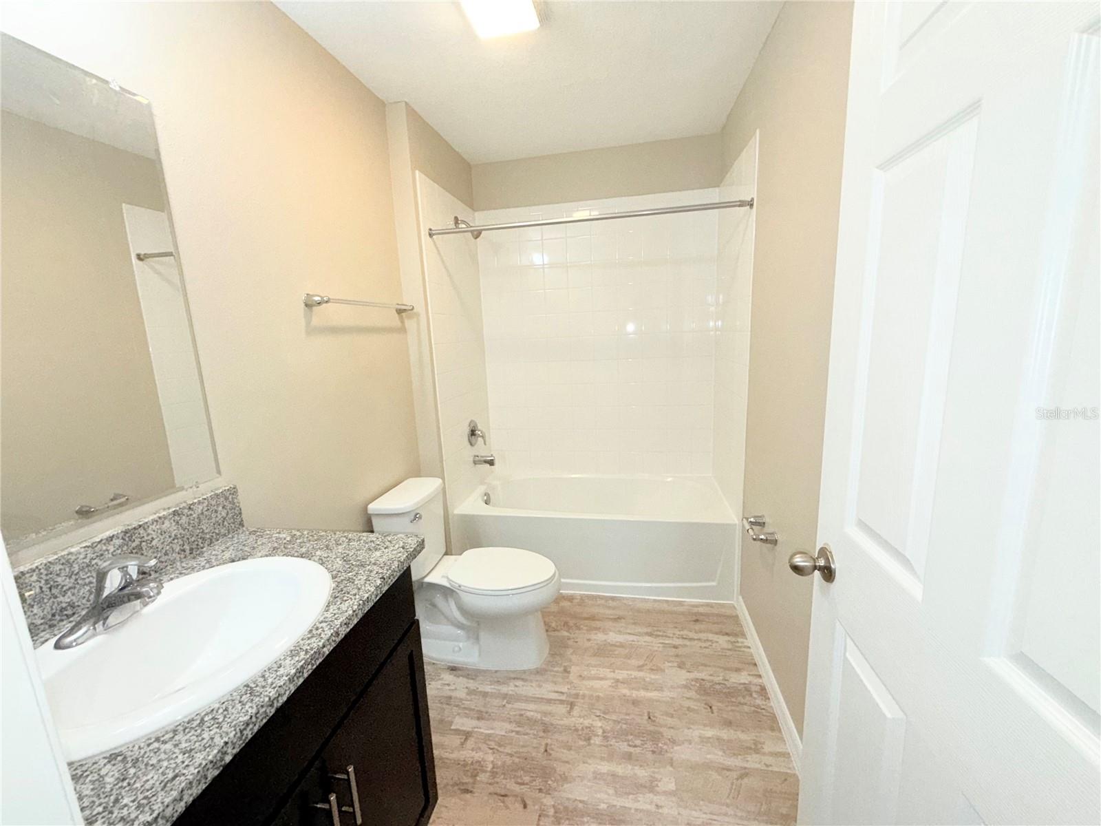 Image 31 of 40 For 13118 Zolo Springs Circle