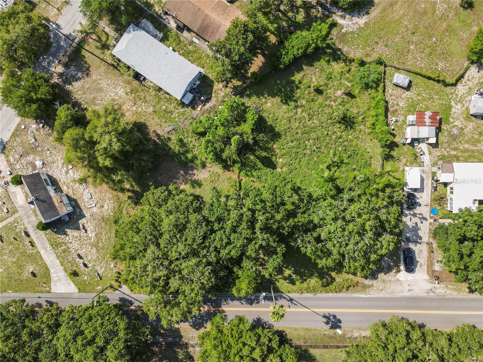 Image 5 of 14 For 4617 Lake Avenue