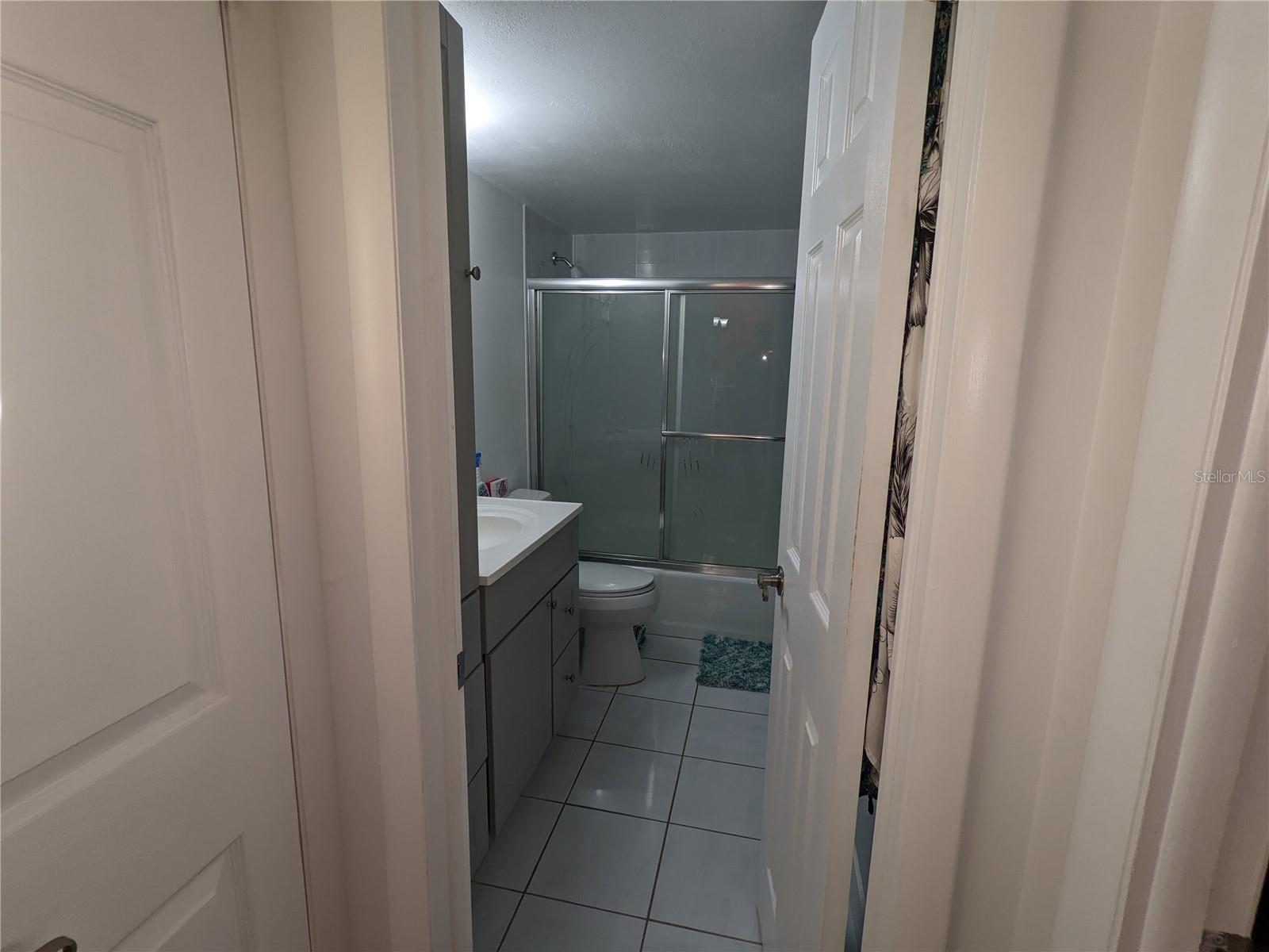 Image 22 of 23 For 2616 Cove Cay Drive 703
