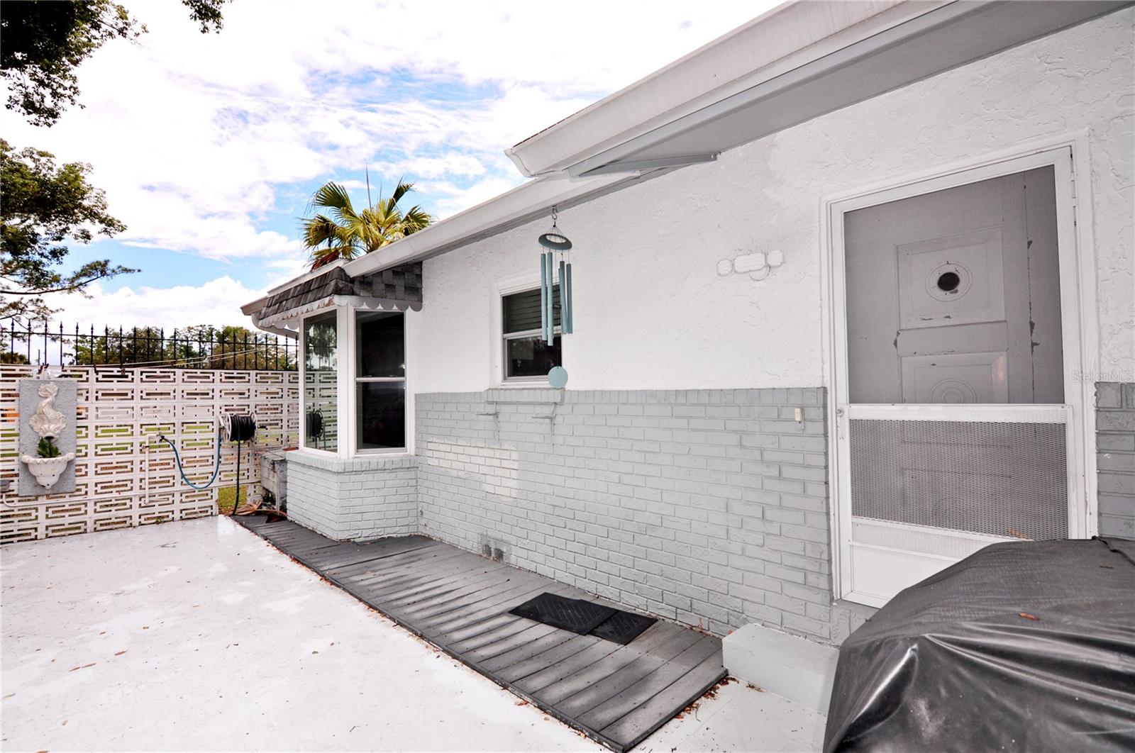 Listing photo id 8 for 38819 Otis Allen Road