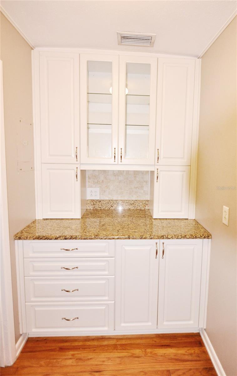 Listing photo id 17 for 38819 Otis Allen Road