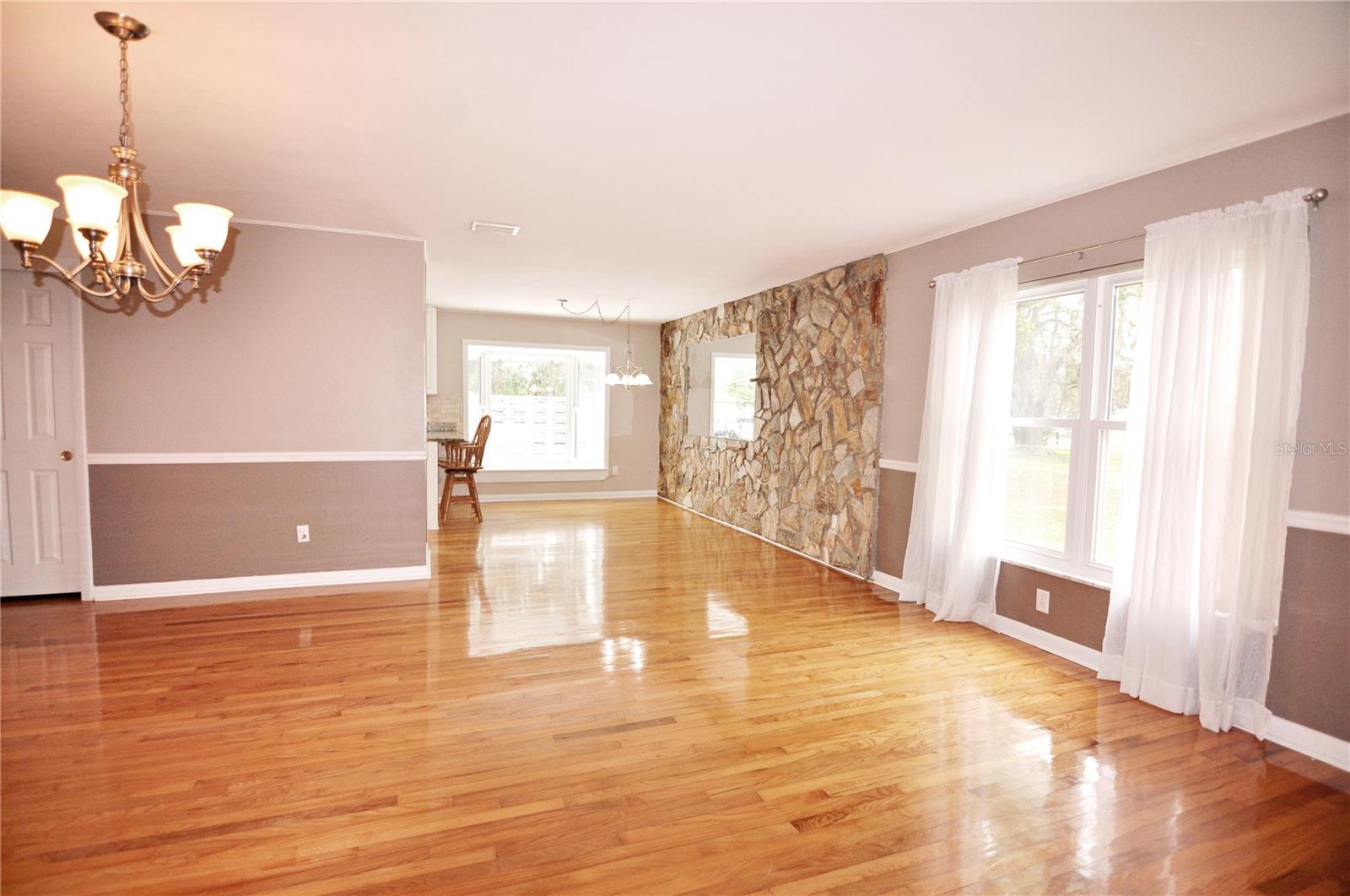 Listing photo id 18 for 38819 Otis Allen Road