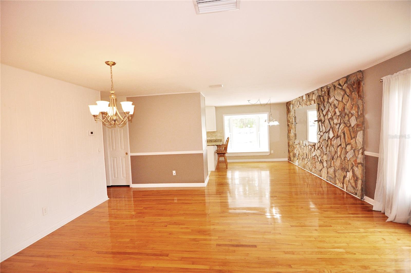 Listing photo id 19 for 38819 Otis Allen Road
