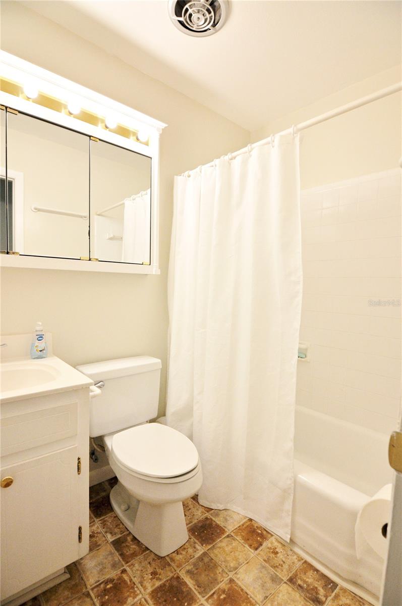 Listing photo id 32 for 38819 Otis Allen Road