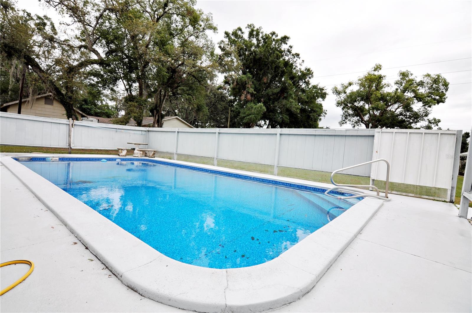 Listing photo id 38 for 38819 Otis Allen Road