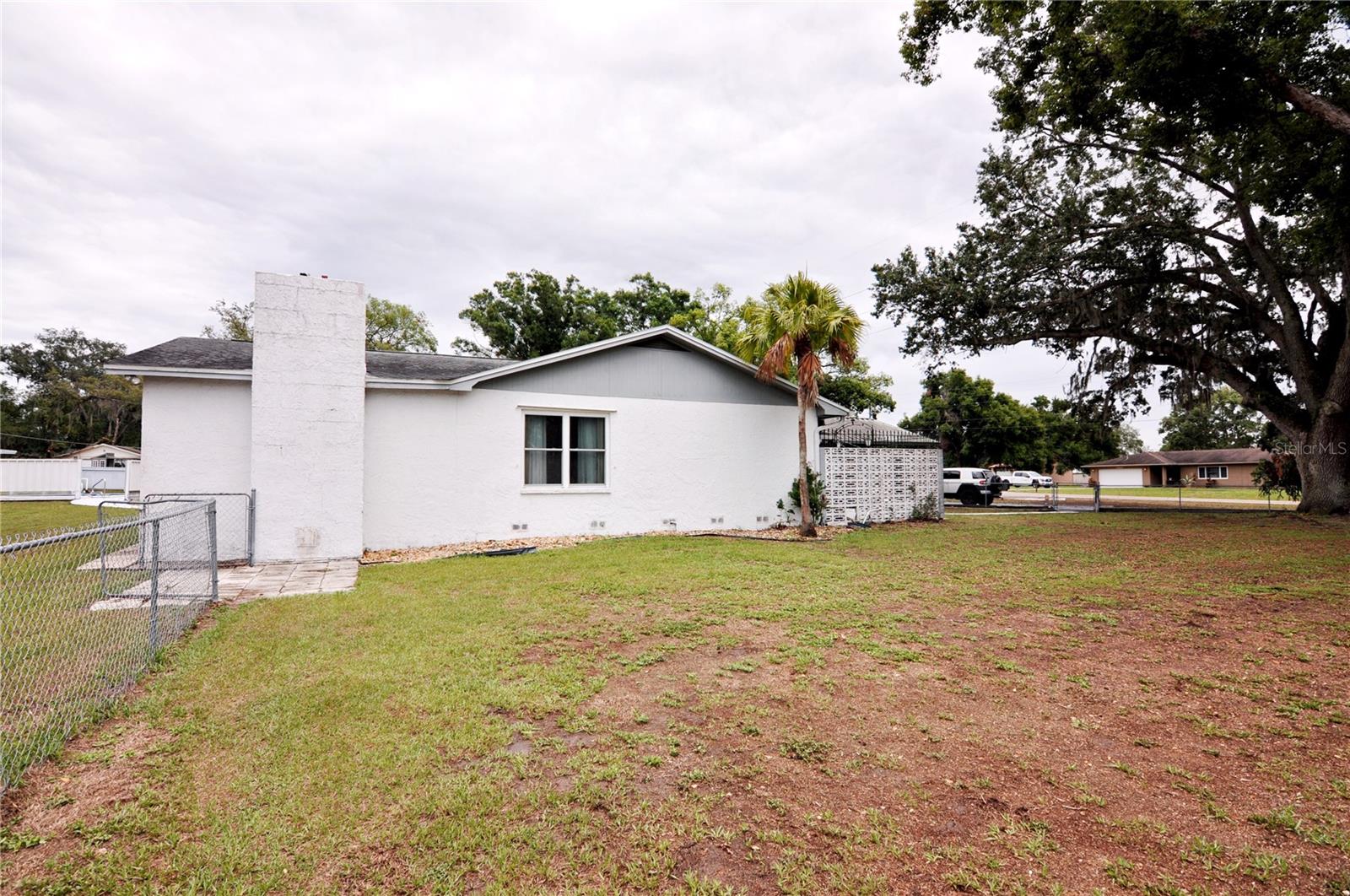 Listing photo id 4 for 38819 Otis Allen Road