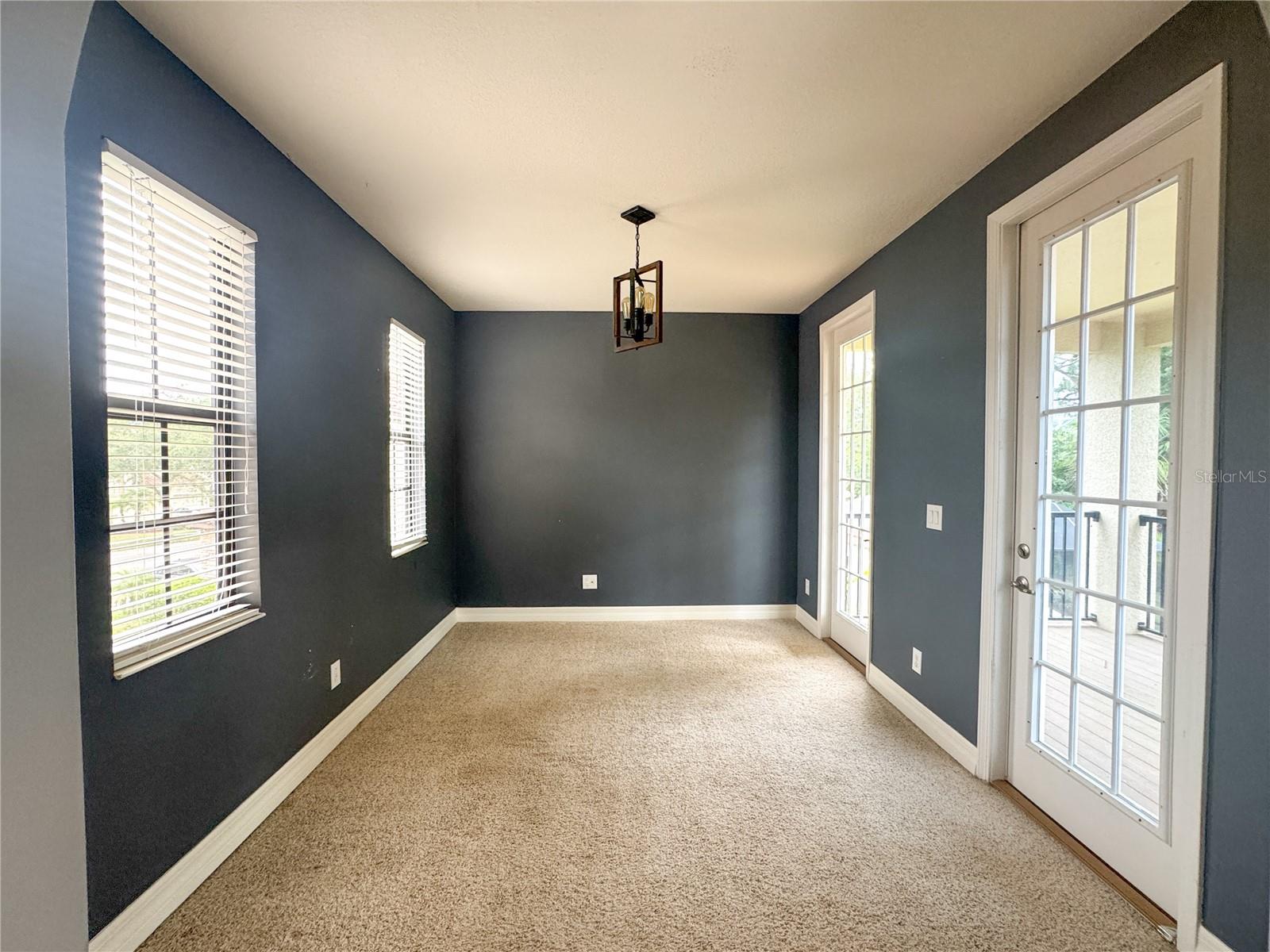 Image 15 of 23 For 20318 Chestnut Grove Drive