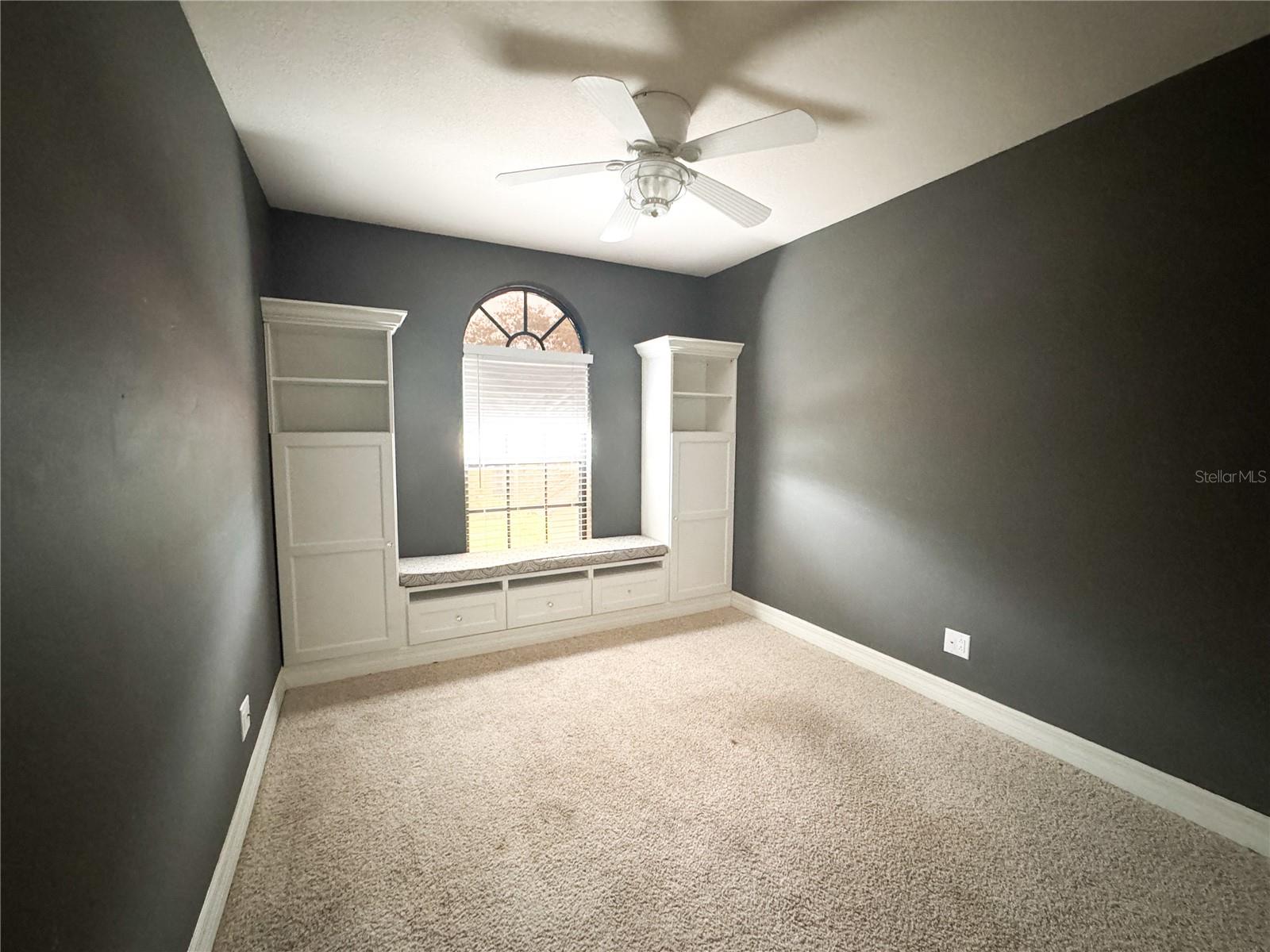 Image 21 of 23 For 20318 Chestnut Grove Drive