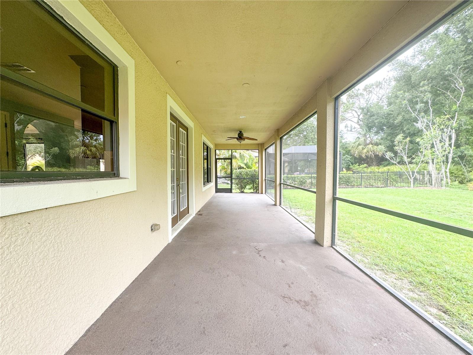 Image 22 of 23 For 20318 Chestnut Grove Drive
