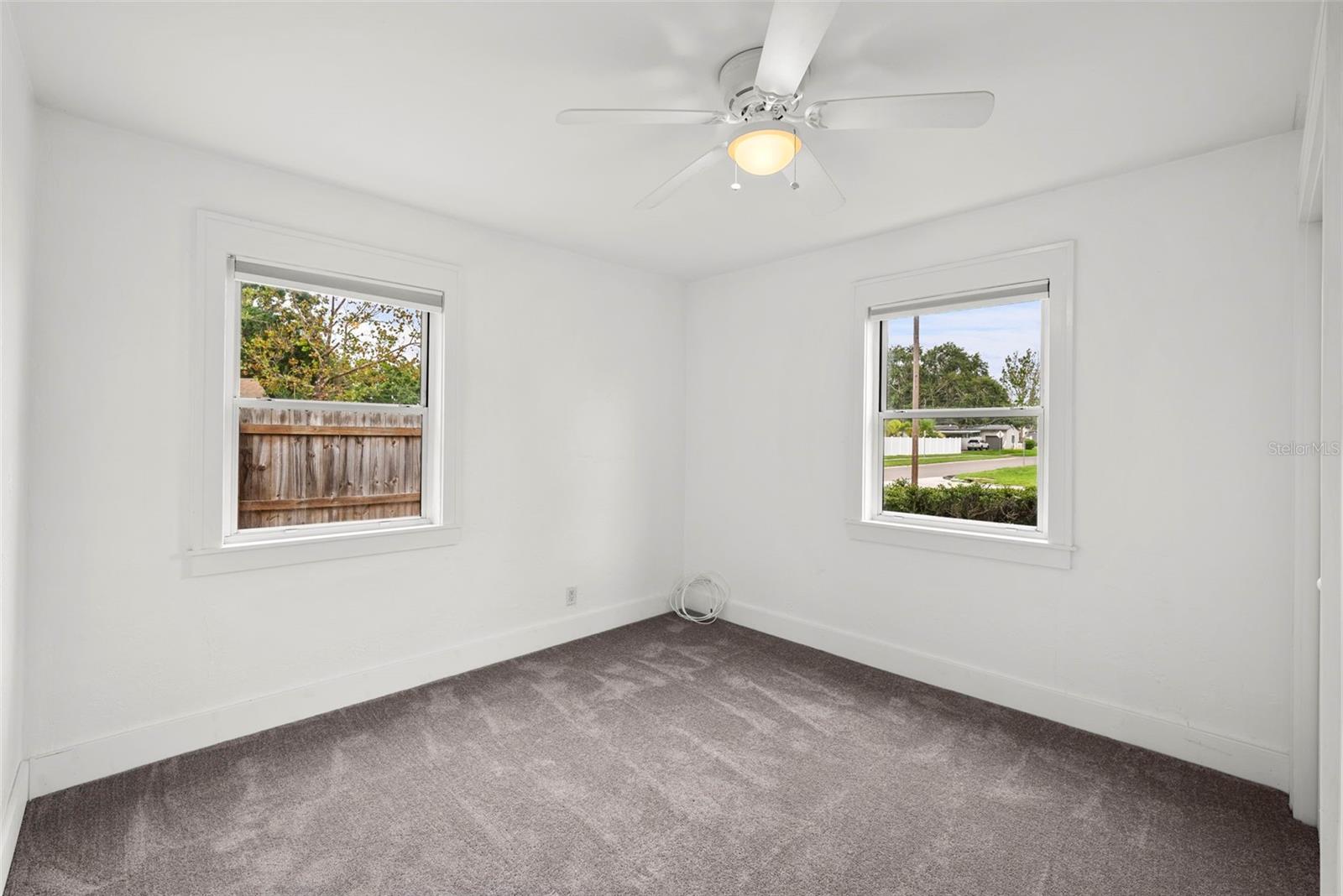 Image 27 of 39 For 549 39th Avenue Ne