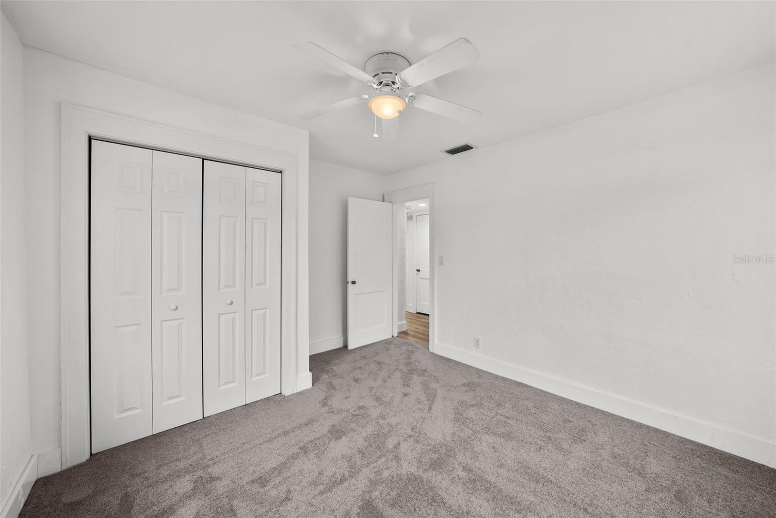 Image 29 of 39 For 549 39th Avenue Ne