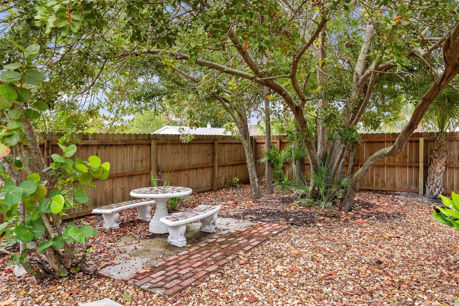 Image 36 of 39 For 549 39th Avenue Ne